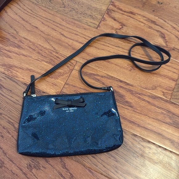Kate Spade navy blue sparkly cross body bag with bow - Picture 2 of 7